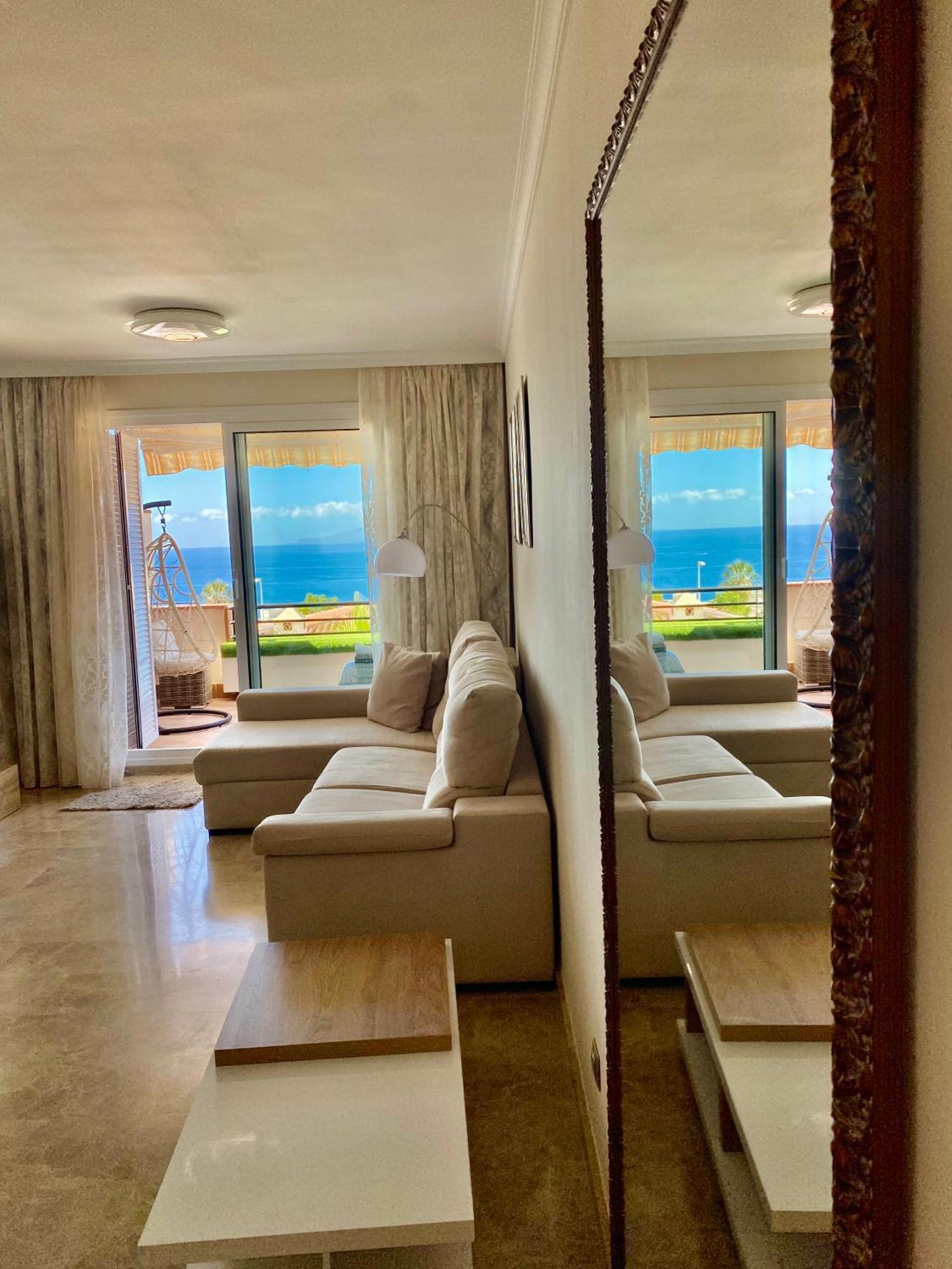 Apartment With Spectacular View In Puerto Santiago Puerto de Santiago  Buitenkant foto