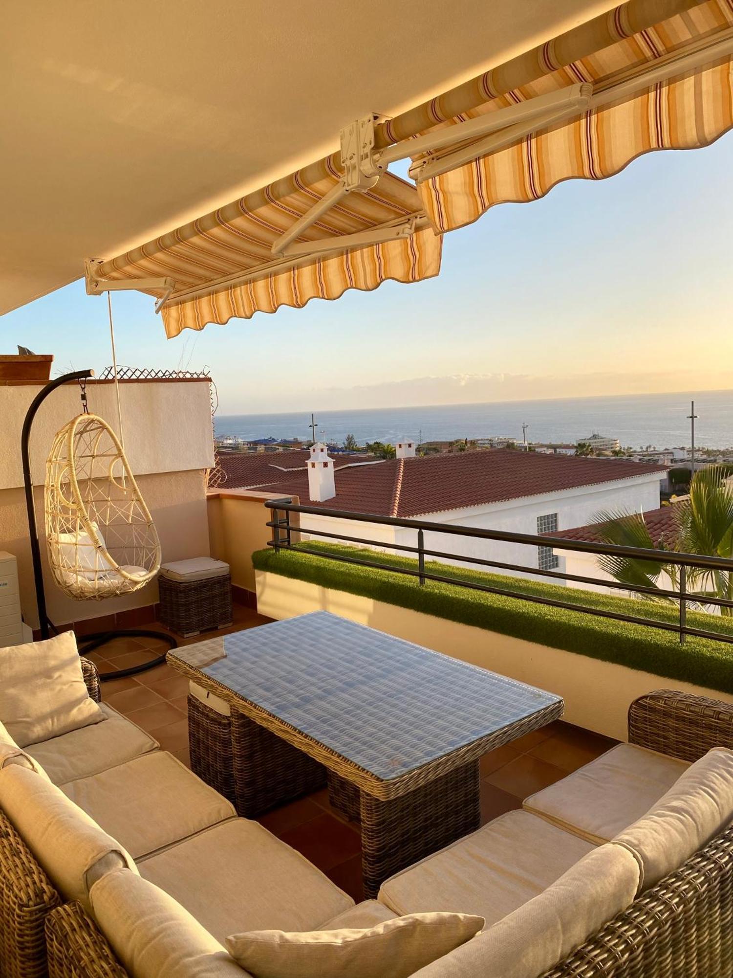 Apartment With Spectacular View In Puerto Santiago Puerto de Santiago  Buitenkant foto